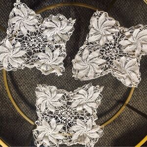 Vintage! Crochet Ecru Flowered Doilies